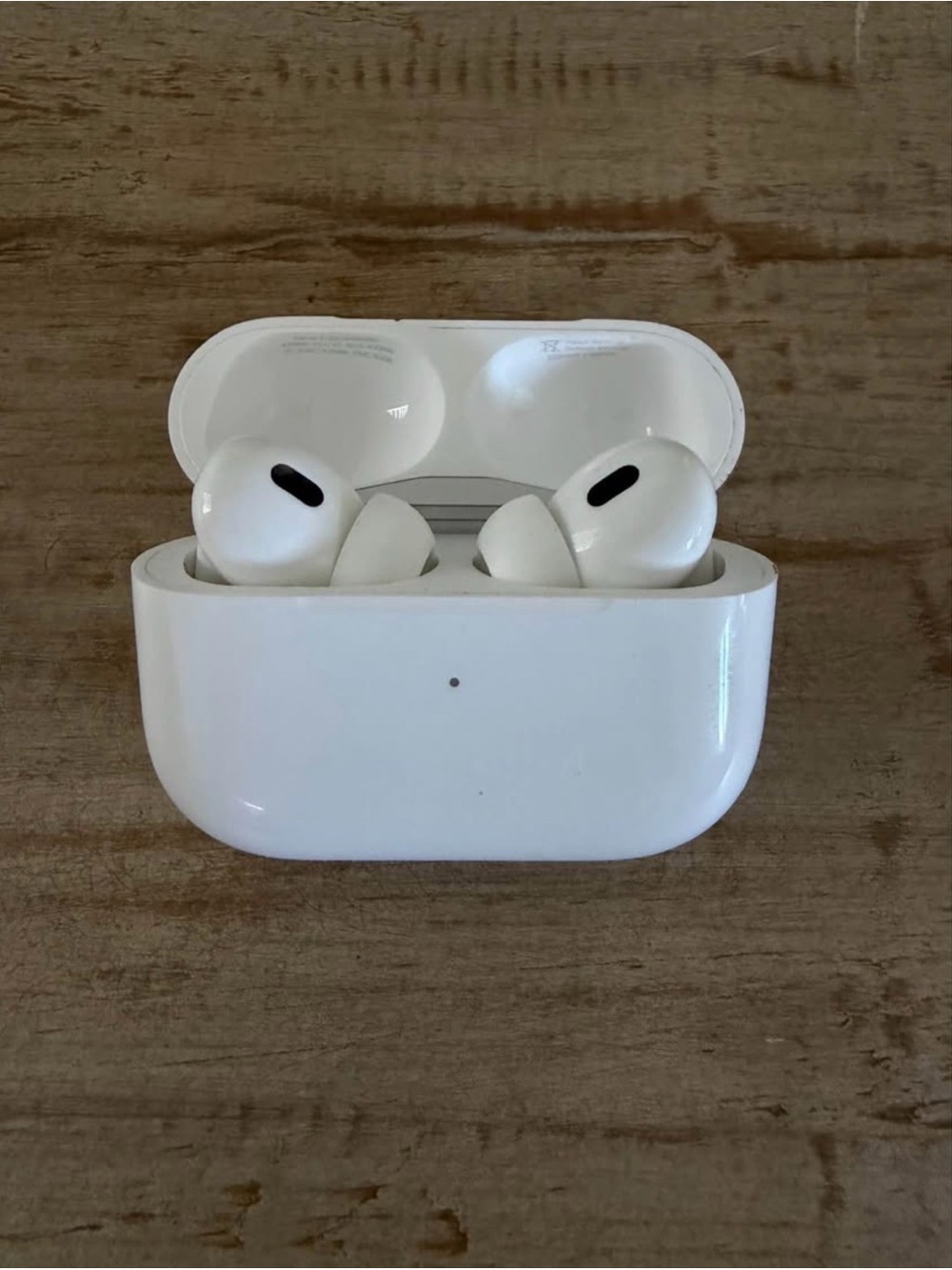 Apple Wireless Earbuds with Charging Case (White)